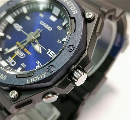 Orologio Casio Uomo MW-620H-2A – Analogico Sportivo Impermeabile 100M