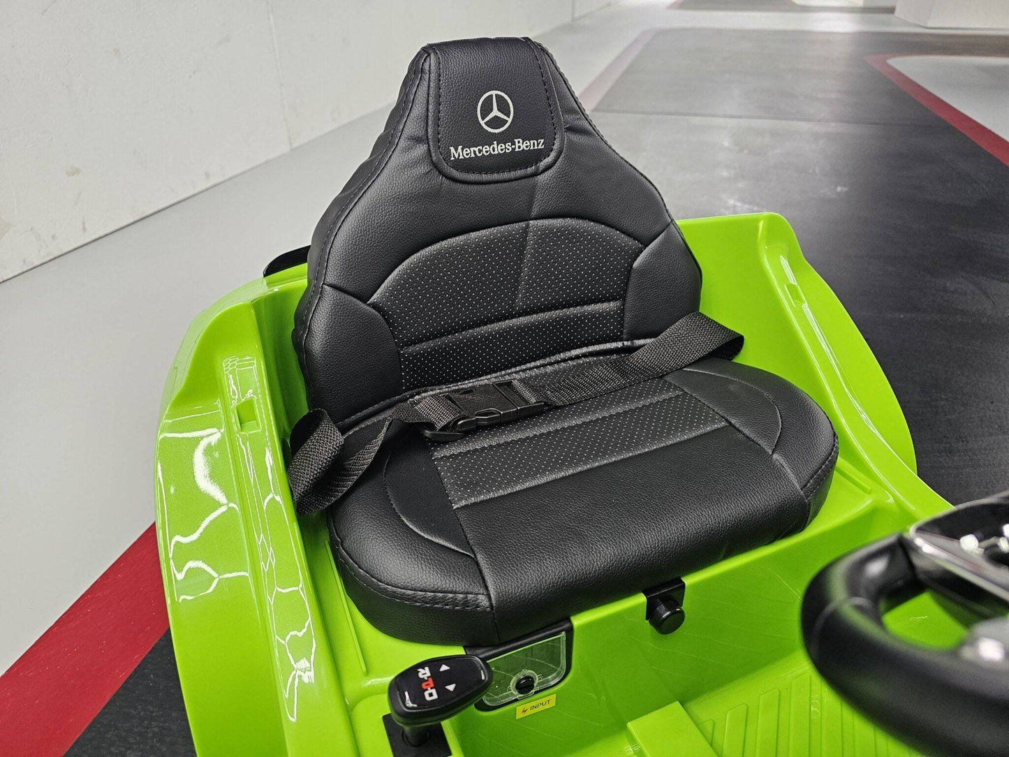 Auto Elettrica per Bambini 12 V con Telecomando – Verde