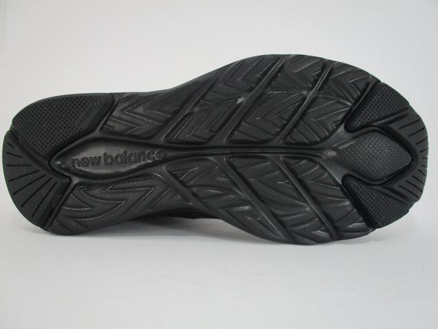 New Balance M411CK1 Scarpe Walking Uomo Nero - 192662546597