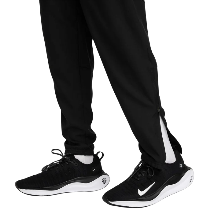 Nike Pantaloni Running Dri-FIT Challenger FQ4780-010 Nero – Traspirante, Slim Fit, Zip Ankle