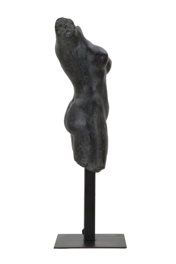 Elegante Skulptur Frau aus Kunstharz 19x17x50 cm