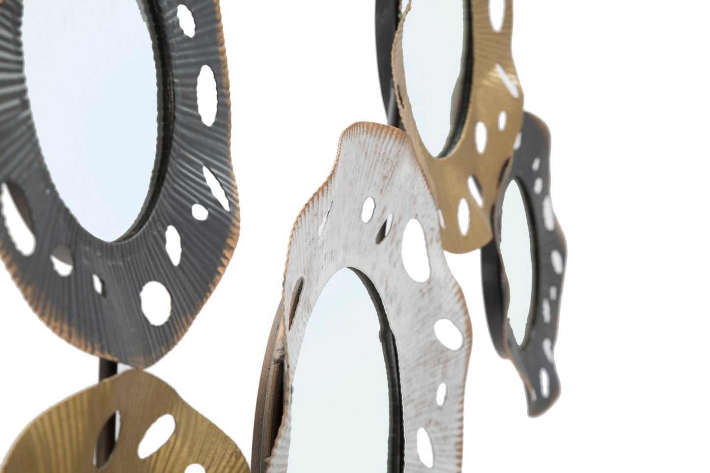 Dekoratives Metallpaneel Gloty – 104x4x45,5 cm