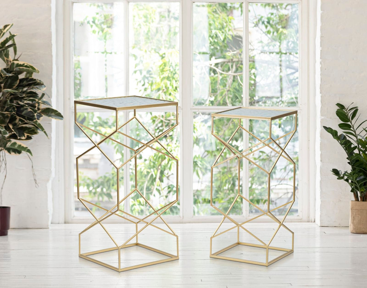 Elegante Couchtische „Glassy“ im 2er-Set, 31,5x31,5x68 cm und 28x28x64 cm