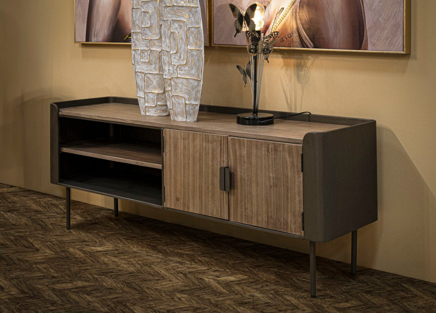 TV-Möbel Toronto 150x42x58 cm Elegant und Funktional