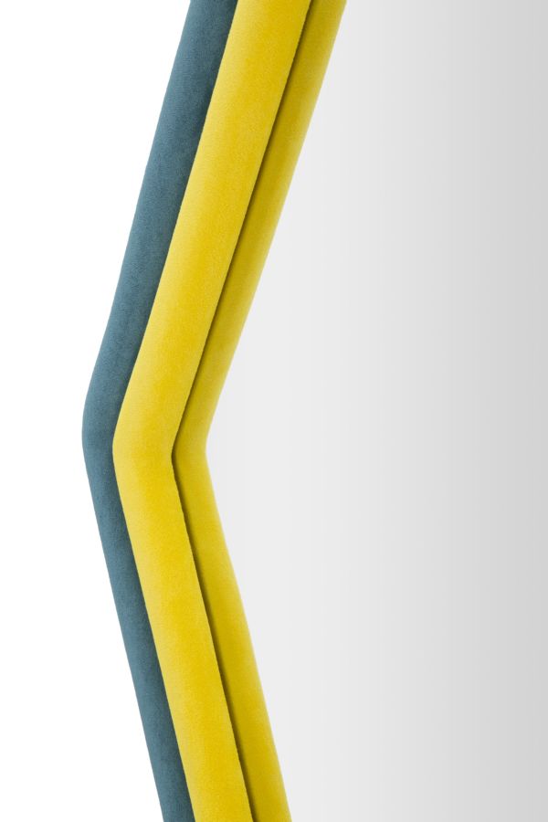 Wandspiegel Tony, sechseckig, aus blauem und gelbem Samt, 75x4x80 cm