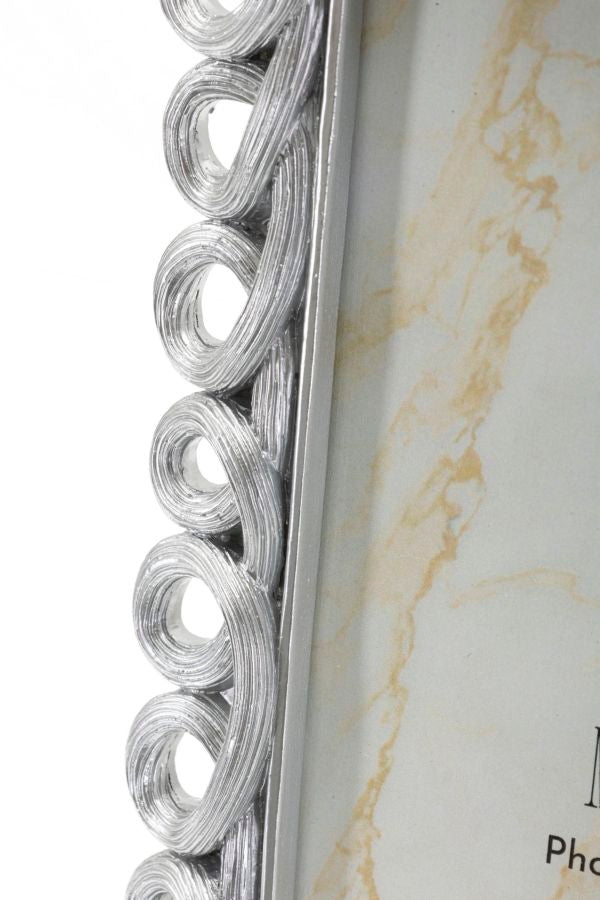 Cornice Hollow Cm 20,8X1,9X25,9 Misura Interna Cm 15X20 Design Elegante