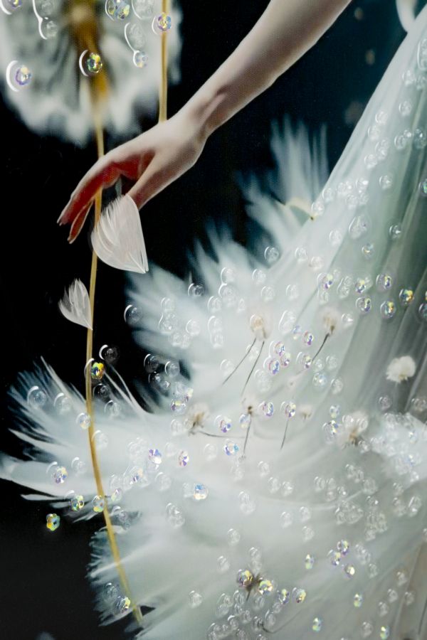 Lacquered Canvas Painting Dancing with Frame A 72X4X102