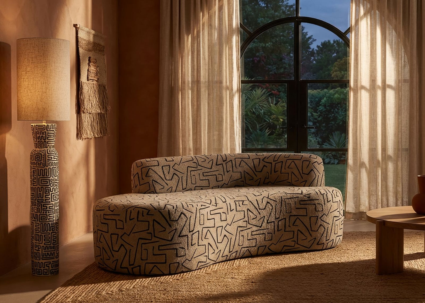 Sofa Nairobi 176 x 91,5 x 69 cm aus Sperrholz, Schaumstoff und Polyester für modernes Wohnzimmer