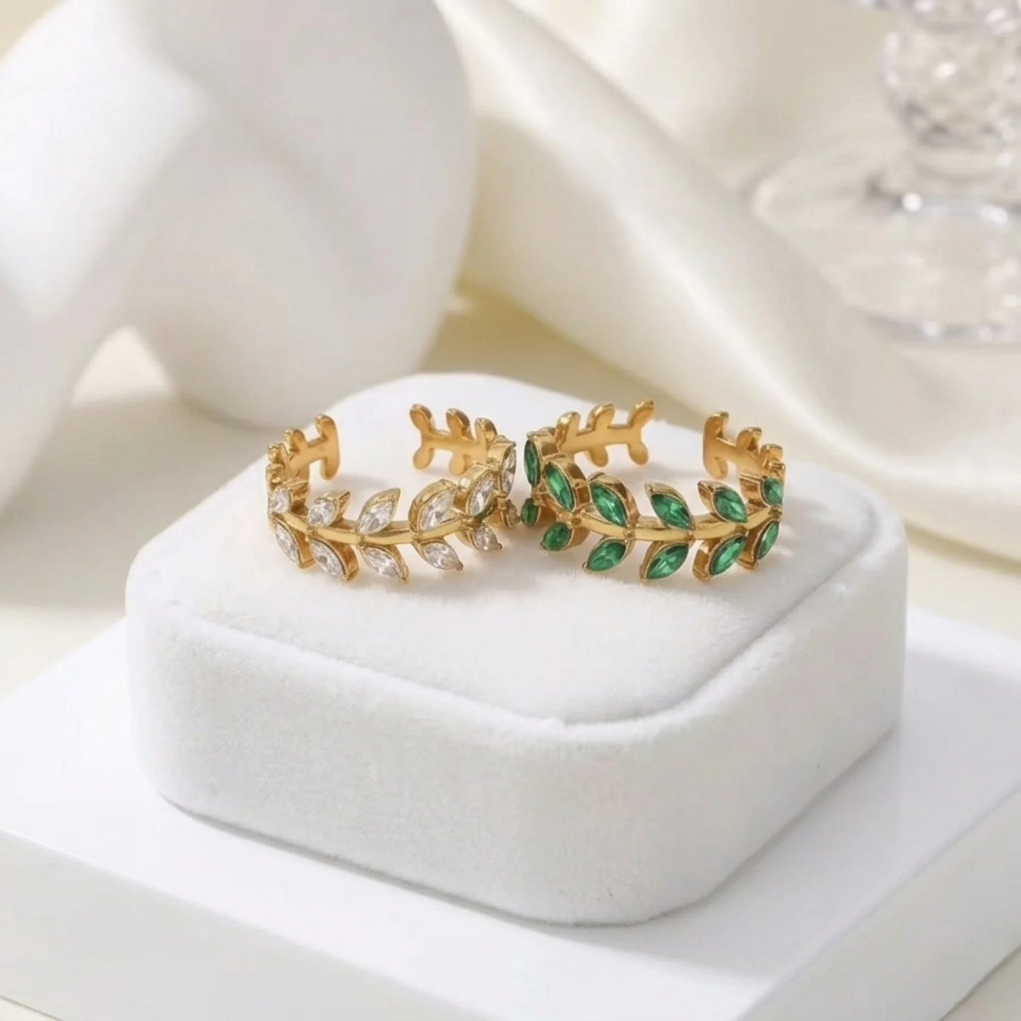 Lively Ring