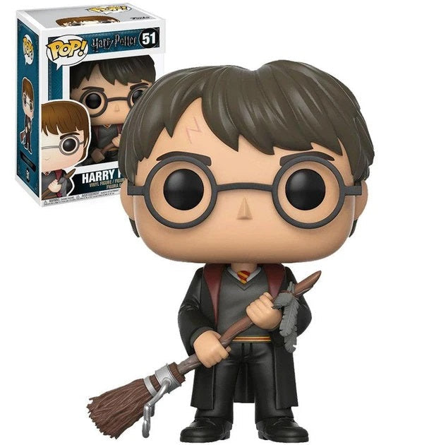 Funko Pop! Harry Potter – (51) Harry Potter mit Feuerblitz und Feder Vinylfigur