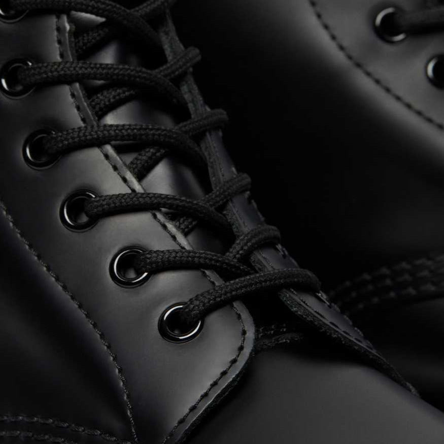 Dr. Martens 1460 Smooth Anfibio Nero Unisex - Stivale Iconico 8 Fori
