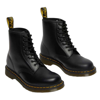 Dr. Martens 1460 Smooth Anfibio Nero Unisex - Stivale Iconico 8 Fori