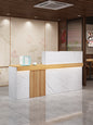 Bancone Reception Moderno in Effetto Marmo con Dettagli in Legno – Design Elegante per Negozio, Studio Estetico 120*110*45
