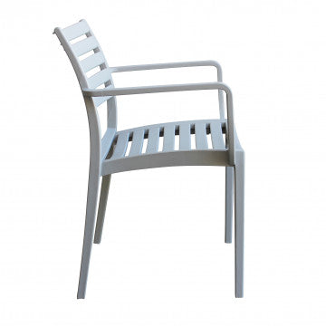 Stapelbarer Sessel Eveline aus Polypropylen – Maße: 58,5x55,2x84cm