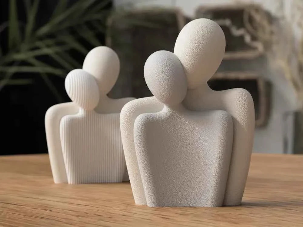 DÌADE: Home Decor Statua Coppia Intima in PLA