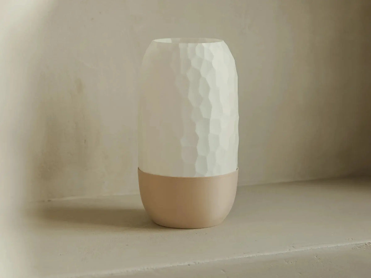 BIONIC: Home Decor Lampada da Tavolo con Superficie Organica