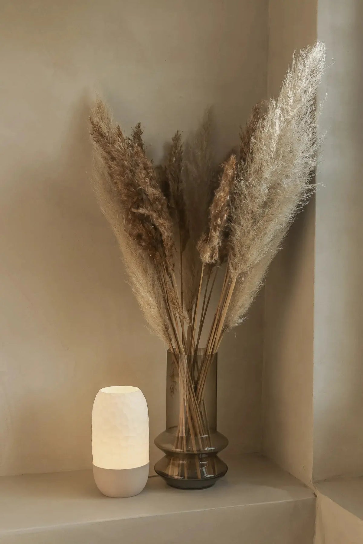 BIONIC: Home Decor Lampada da Tavolo con Superficie Organica