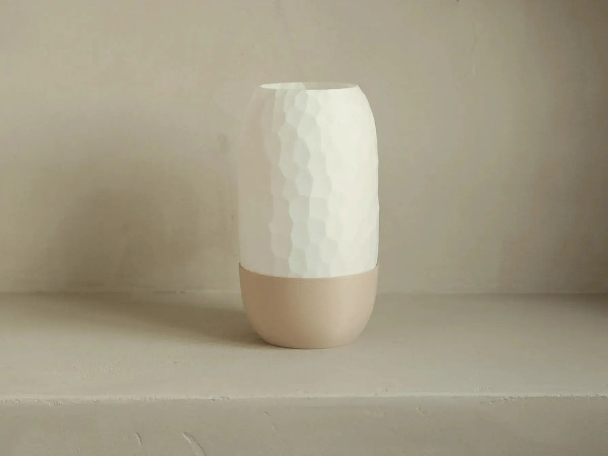 BIONIC: Home Decor Lampada da Tavolo con Superficie Organica