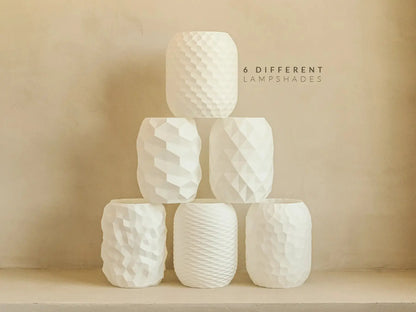 ORBIT: Home Decor Lampada da Tavolo con Paralume Geometrico