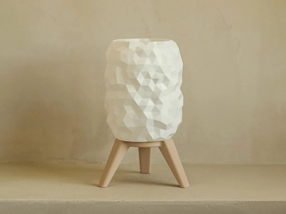 ORBIT: Home Decor Lampada da Tavolo con Paralume Geometrico
