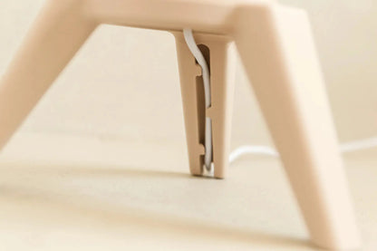 ORBIT: Home Decor Lampada da Tavolo con Paralume Geometrico