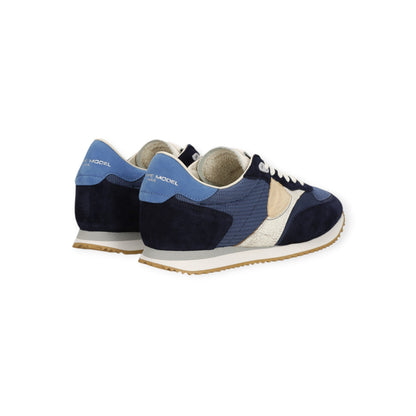 RUNNING BLVILLE BLU