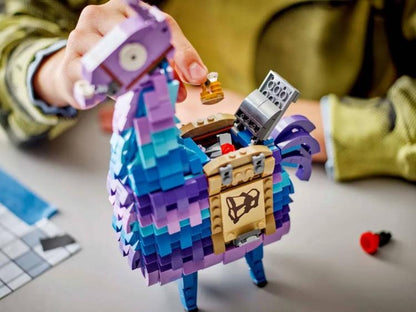 Lego - Fortnite 77071 (Supply Llama) Vorratslama Bauspielzeug aus 691 Teilen 12+
