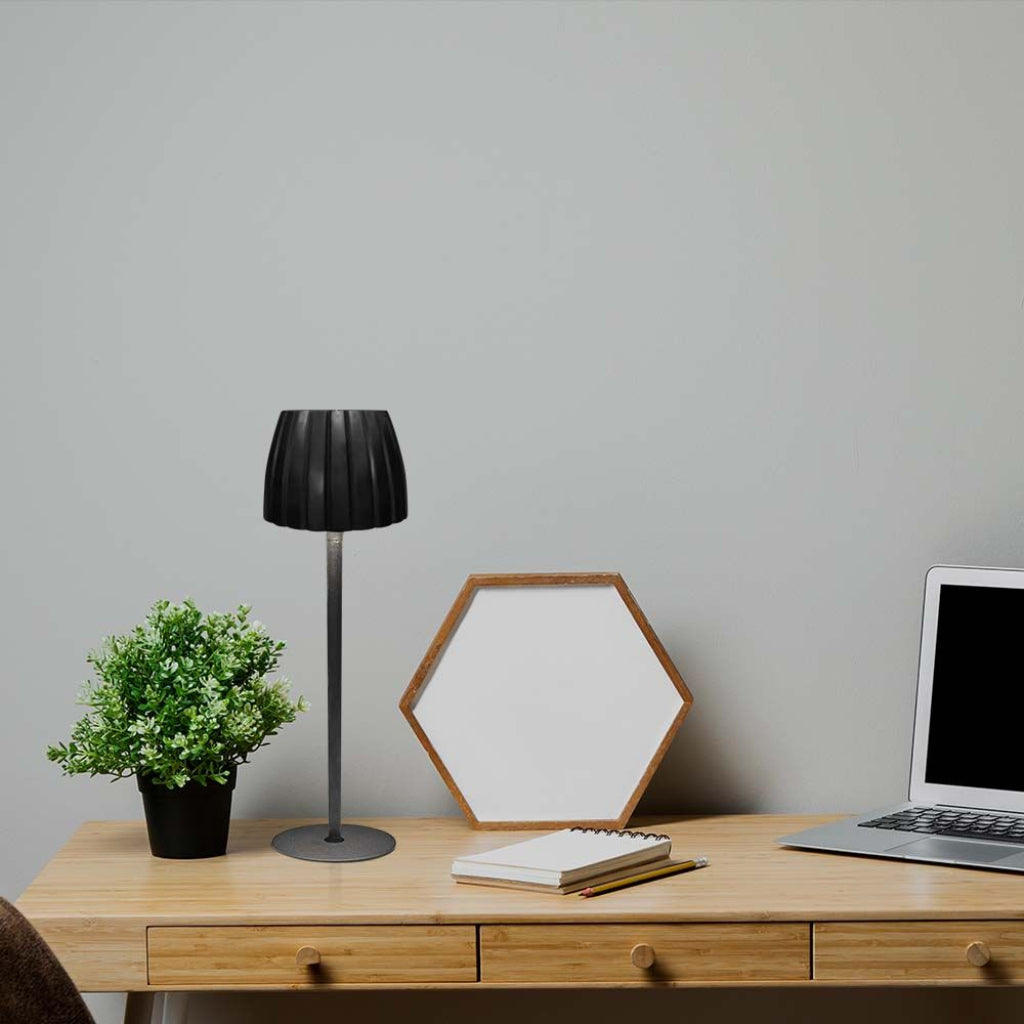 Lampada LED da Tavolo 2,7W Ricaricabile USB-C Touch Nera