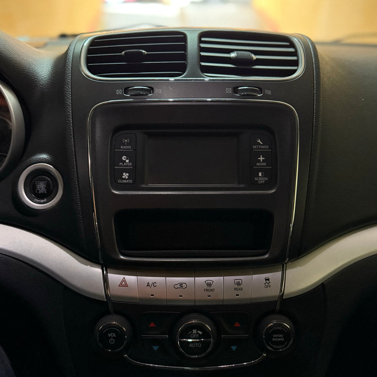 Autoradio per Fiat Freemont (2011-2016) 11.8" 2K, Android, Bluetooth, CarPlay, Android Auto, 4/64GB Ram