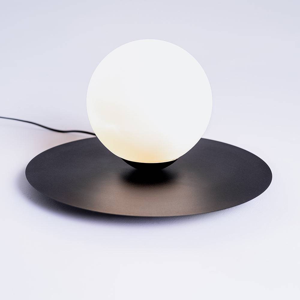Lampada da Tavolo SKIVA BALL M nero
