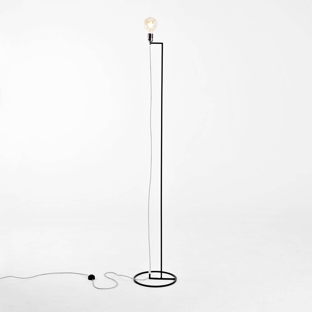 Lampada da Terra STRANG - nero