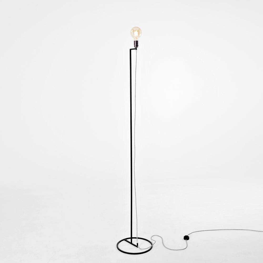 Lampada da Terra STRANG - nero