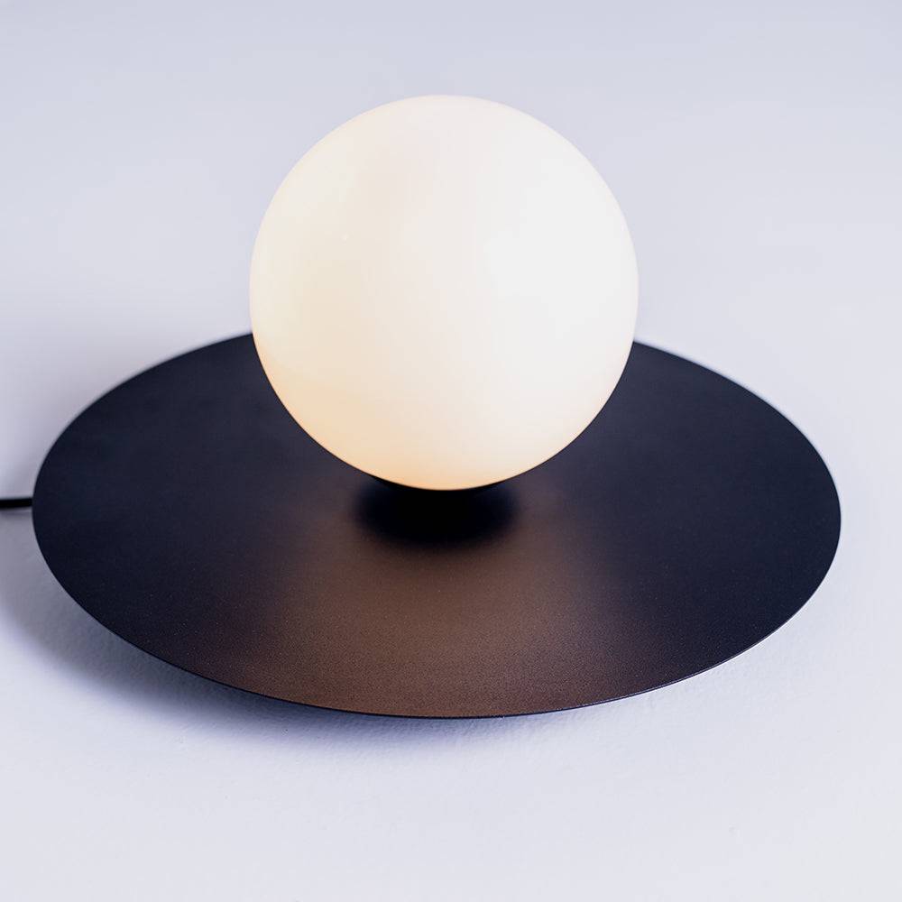 Lampada da Tavolo SKIVA BALL S nero