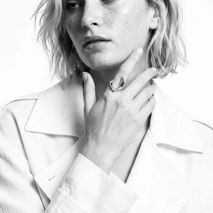 Clarissa Ring