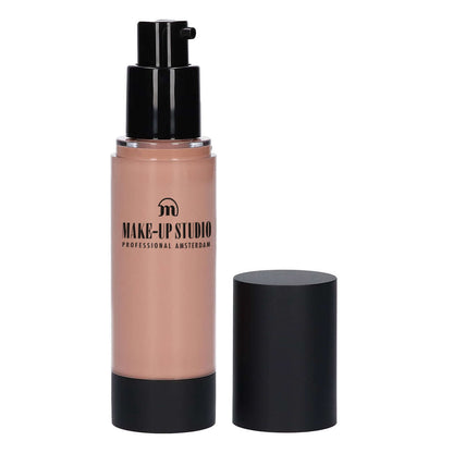 No-Transfer Liquid Foundation