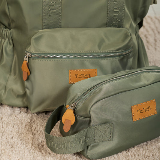Pochette verde in nylon