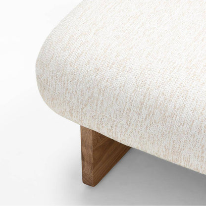 Poltrona lounge MAMET beige forme arrotondate
