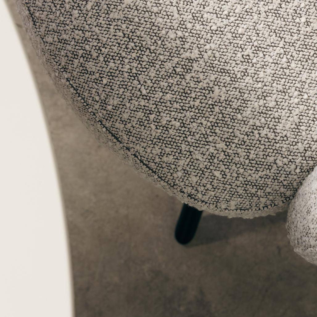 Poltrona girevole FINEST, grigio, forme arrotondate