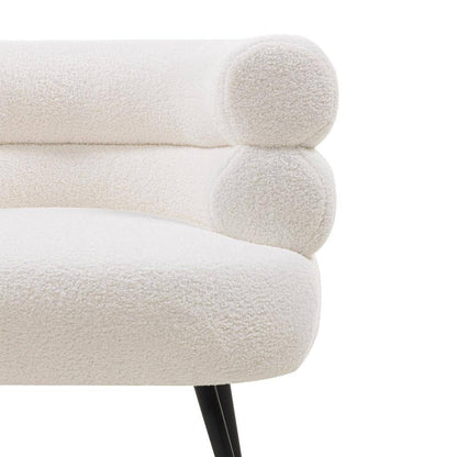 Poltrona MAGNIFIQUE avorio, forme arrotondate, gambe nere