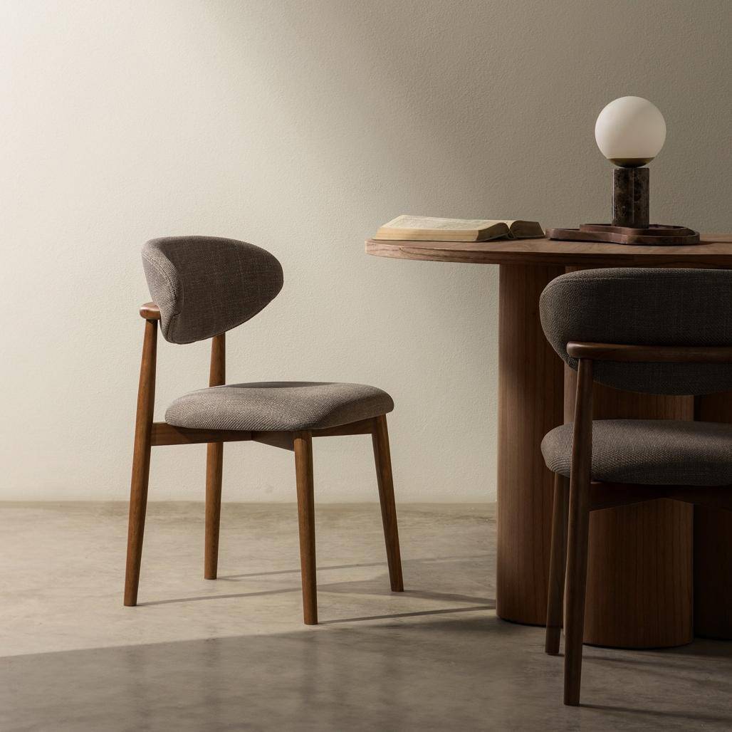Sedia rivestita MIA, grigio scuro/noce