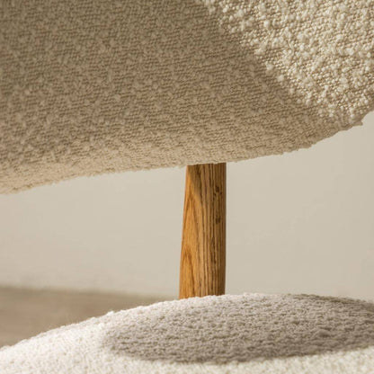Gepolsterter Stuhl MIA, weiß, Bouclé/Eiche