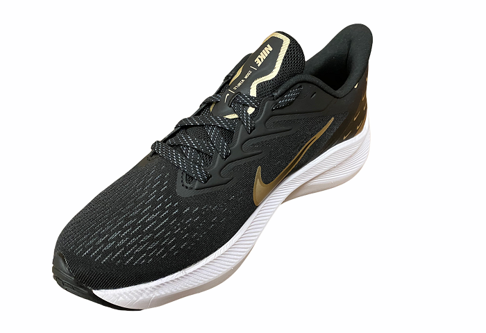 Nike scarpa da corsa da donna Zoom Winflo 7 PRM CV0140 001 nero-oro
