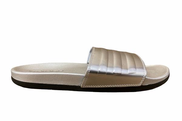Adidas ciabatta da donna per piscina o mare Adilette Comfort FW7683 argento