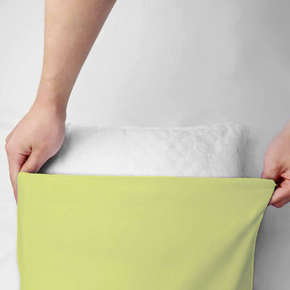 Pair of plain pillowcases 6860