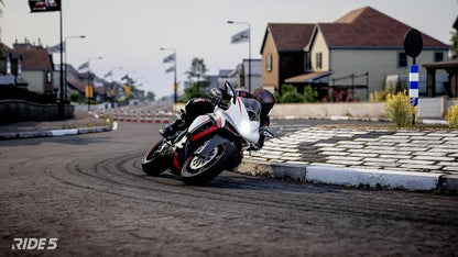 Ride 5 Ps5 Videogioco Moto Italiano Gioco Corse Playstation 5 Motogp Naked