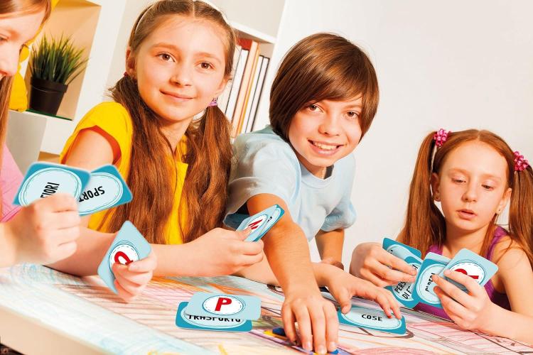 Clementoni Namen, Orte, Dinge Deluxe Gesellschaftsspiel Italienisch Kinder 7+