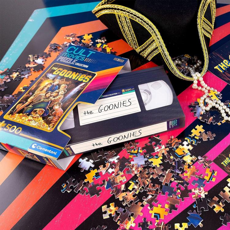 Clementoni Cult Puzzle Movies Collection (The Goonies) Retro Film Horror - 500pz