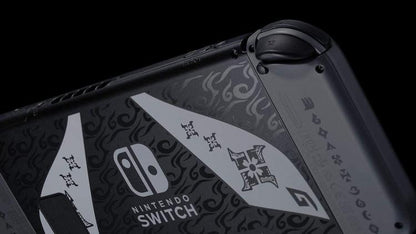 Nintendo Switch Handheld-Konsole 1.1 + Monster Hunter Rise (Special Edition)