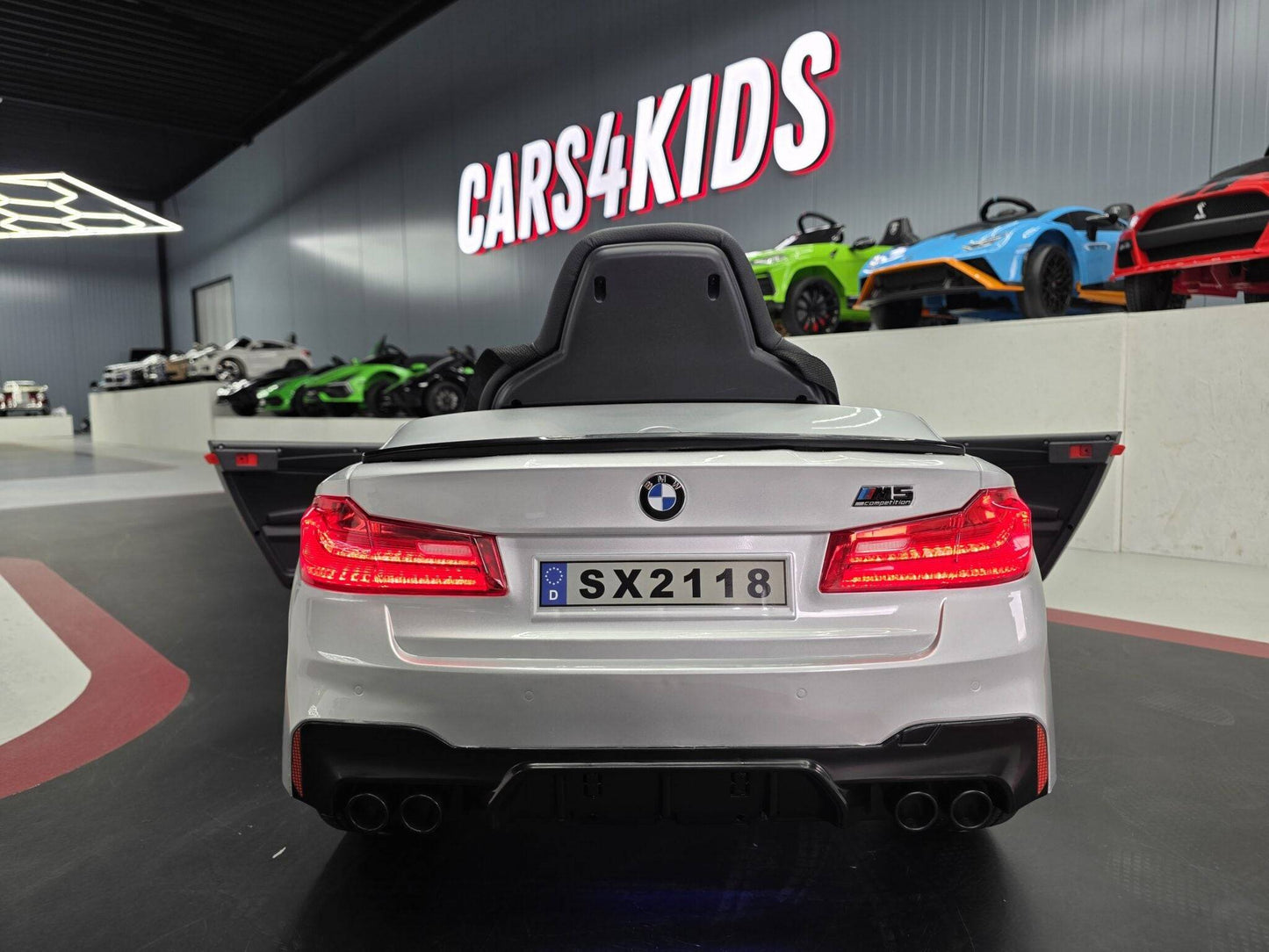 Kinder Elektroauto BMW M5 24 V – Grau Metallic
