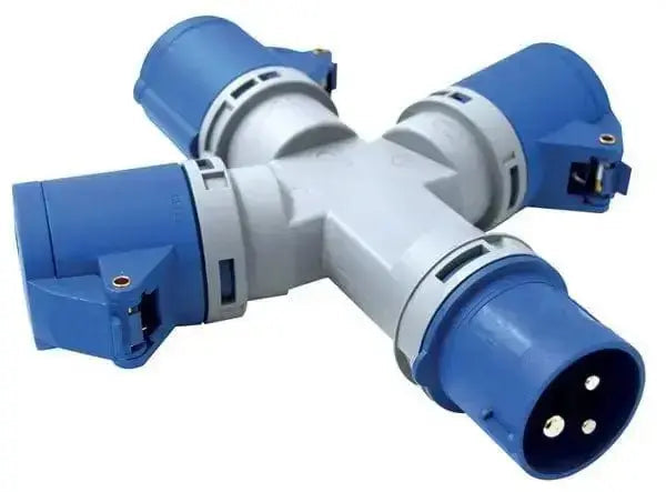Adattatore triplo iec 220v